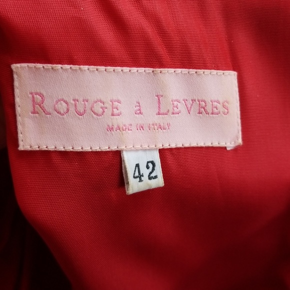 ROUGE & LEVRES CLASSIC RUNWAY RED DRESS - Picture 8 of 8